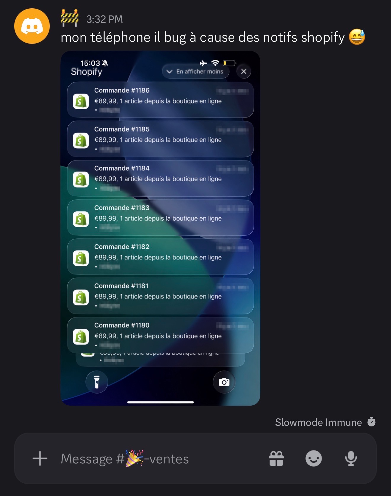 Message Discord d'un élève montrant une série de notifications de commandes Shopify